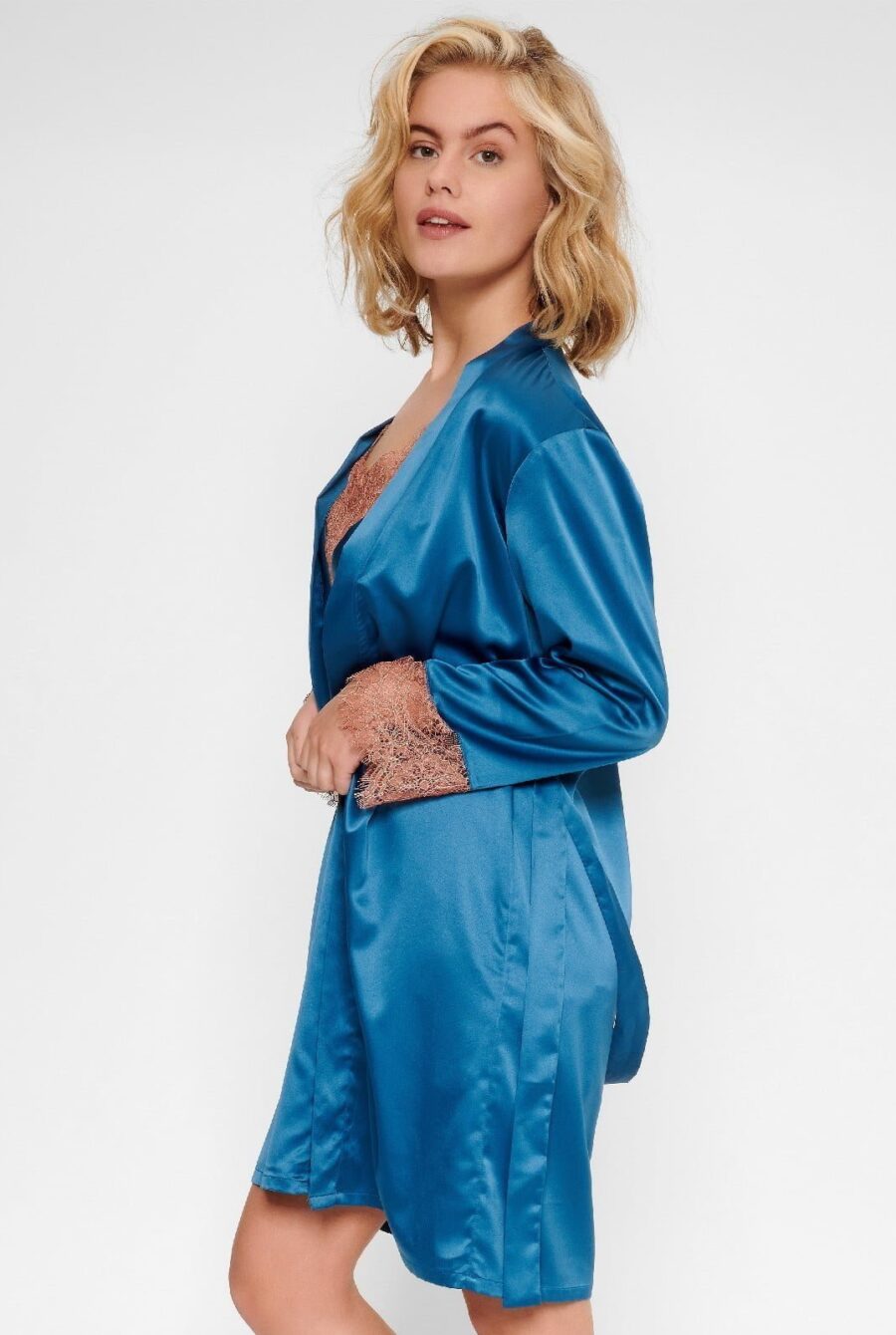 LingaDore,  Petrol, Chalatas