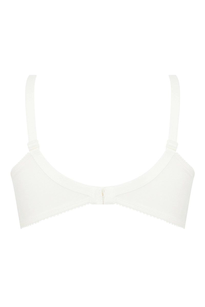 Lise Charmel liemenele