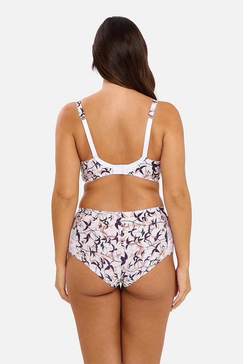 Sans Complexe, Sophie Šortukai