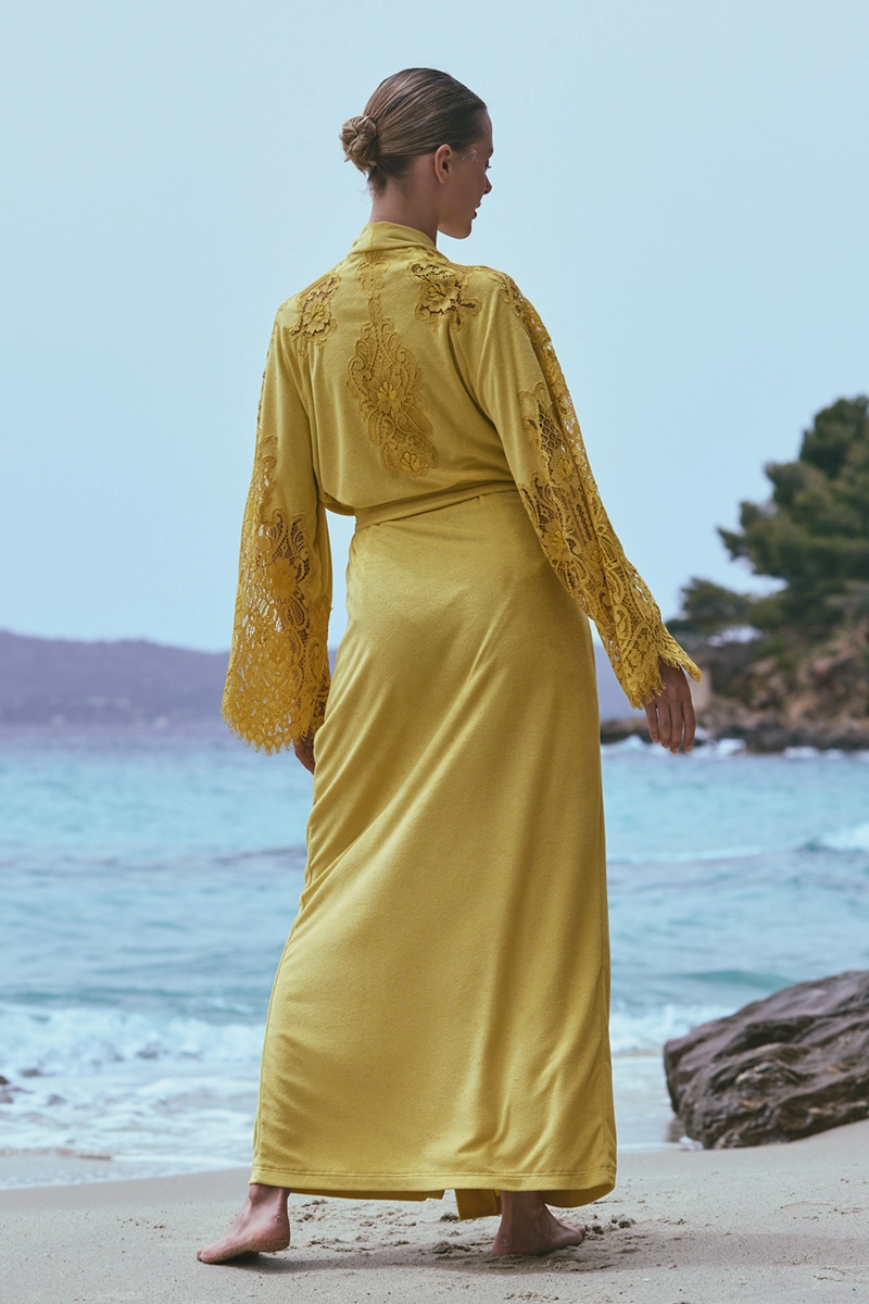 Marjolaine, Aphrodite Ilgas chalatas