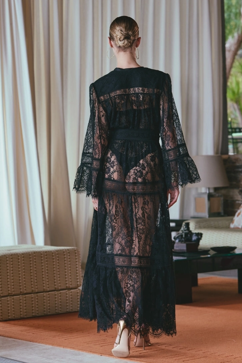 Marjolaine, Angele ilgas romantiškas penjuaras