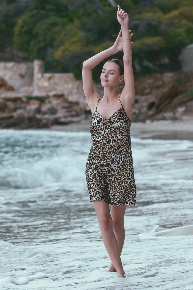 Marjolaine, Ambre Naktiniai su plonom petnešėlėm