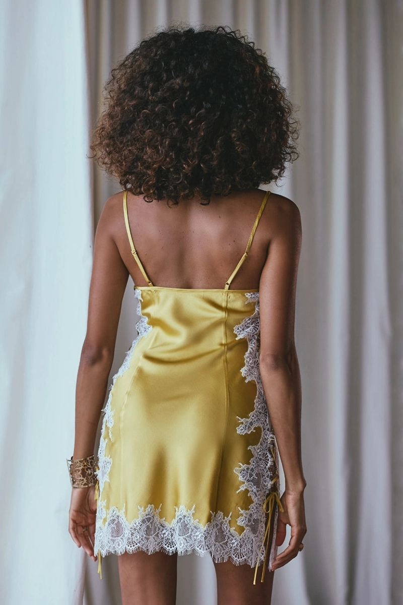 Marjolaine, Ava Šilkiniai naktiniai su nėriniais