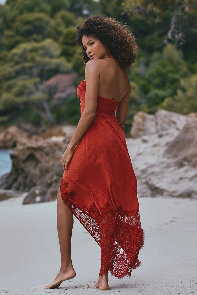 Marjolaine, Aphrodite Ilga suknelė