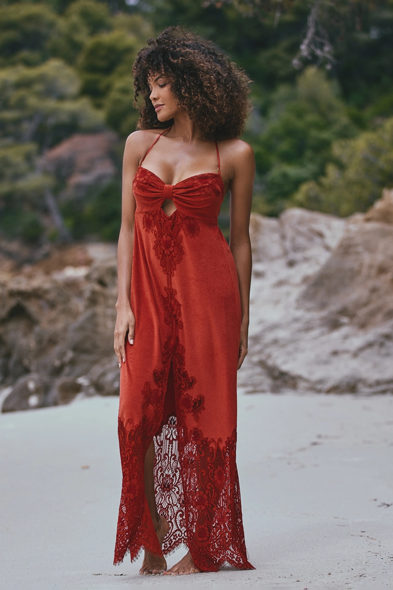 Marjolaine, Aphrodite Ilga suknelė